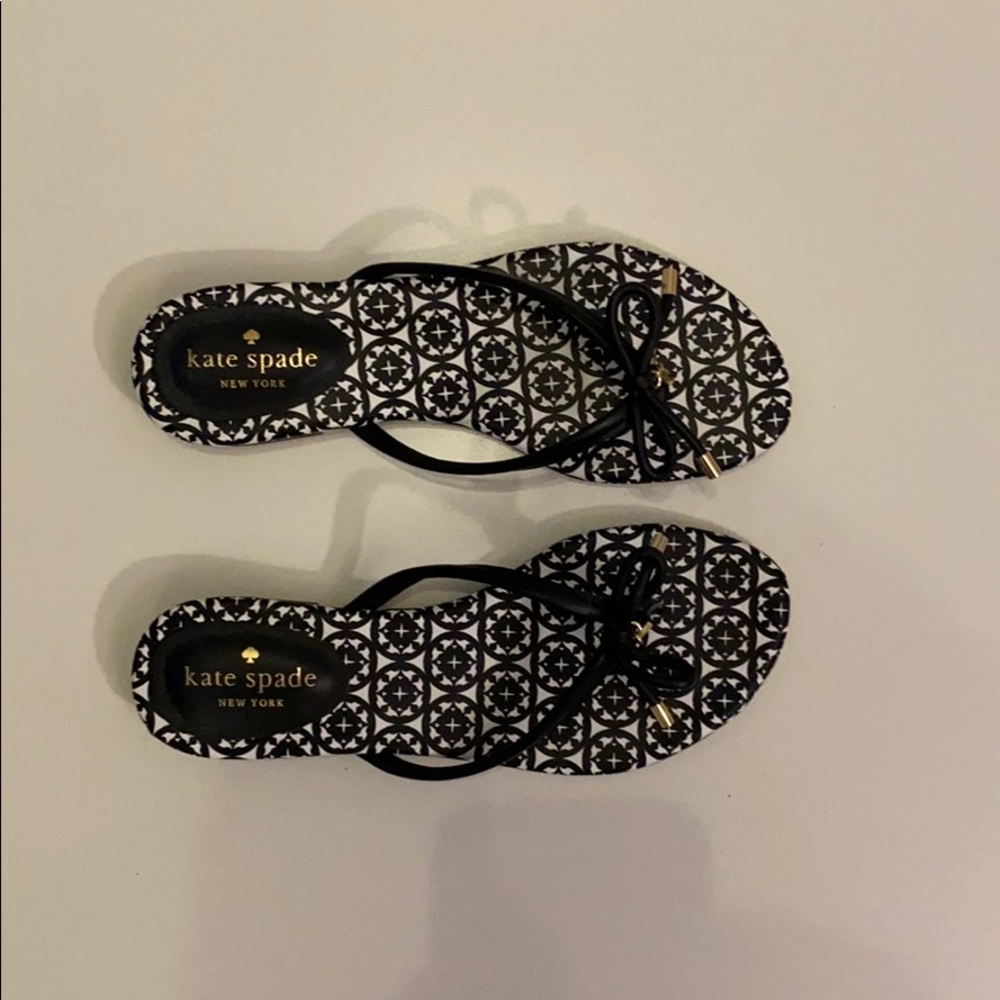 Kate Spade Sandals NEVER WORN! WITH ORIGINAL BOX!